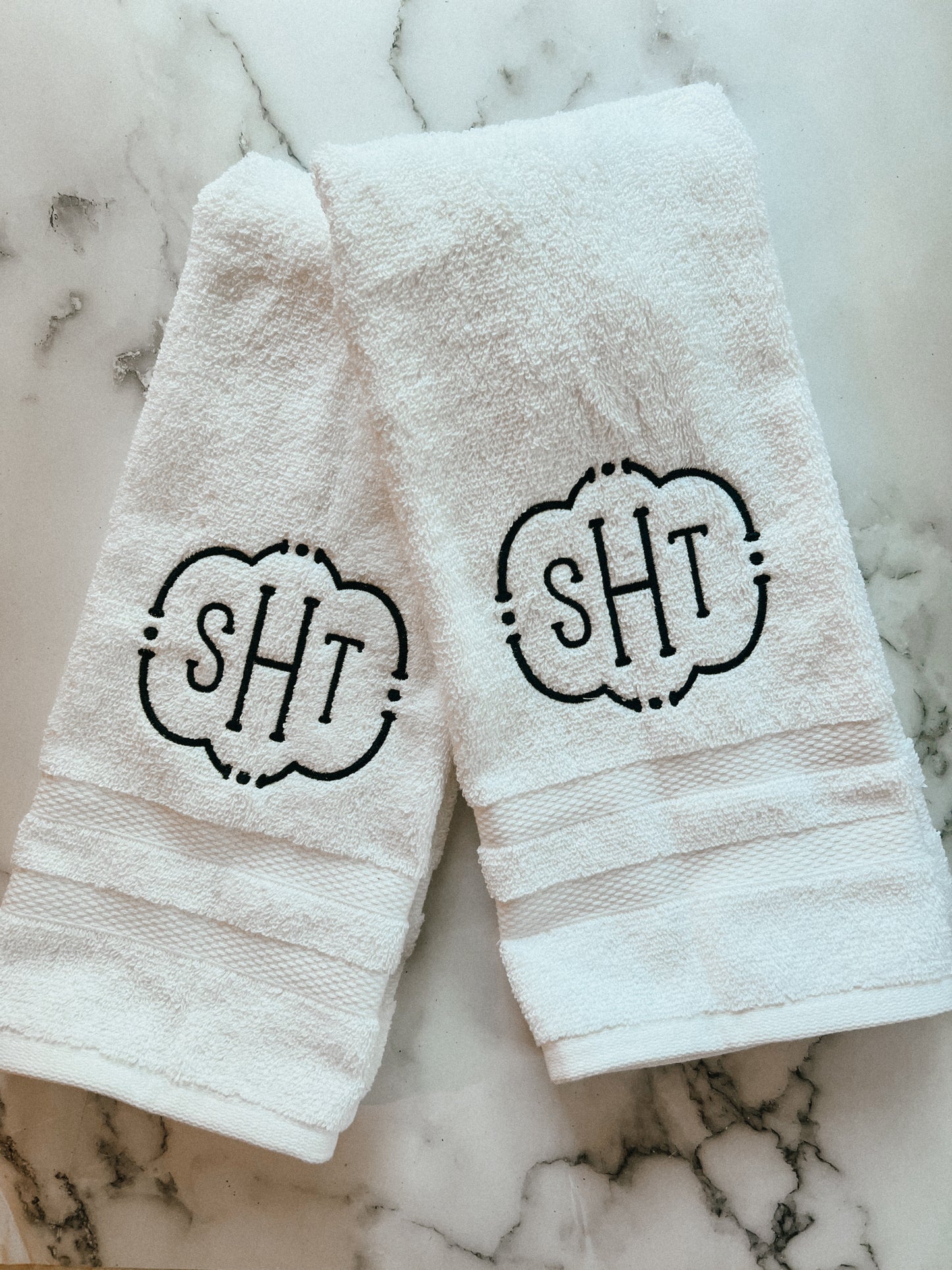 Classic Hand Towels (Set of 2)