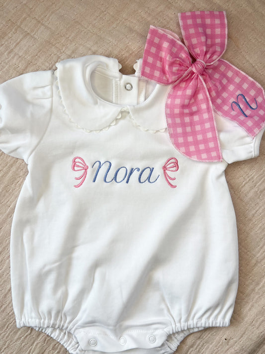 Scalloped Collared Bubbles