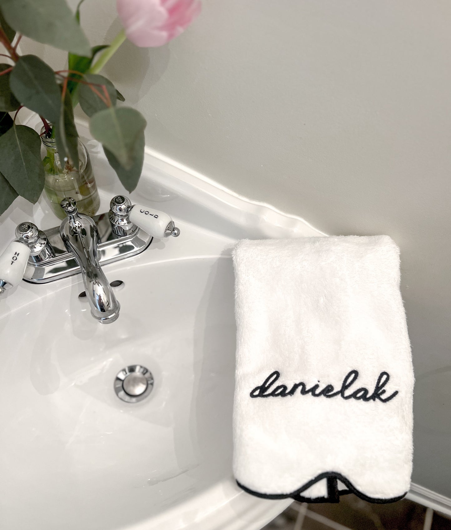 Antalya Fingertip Towel